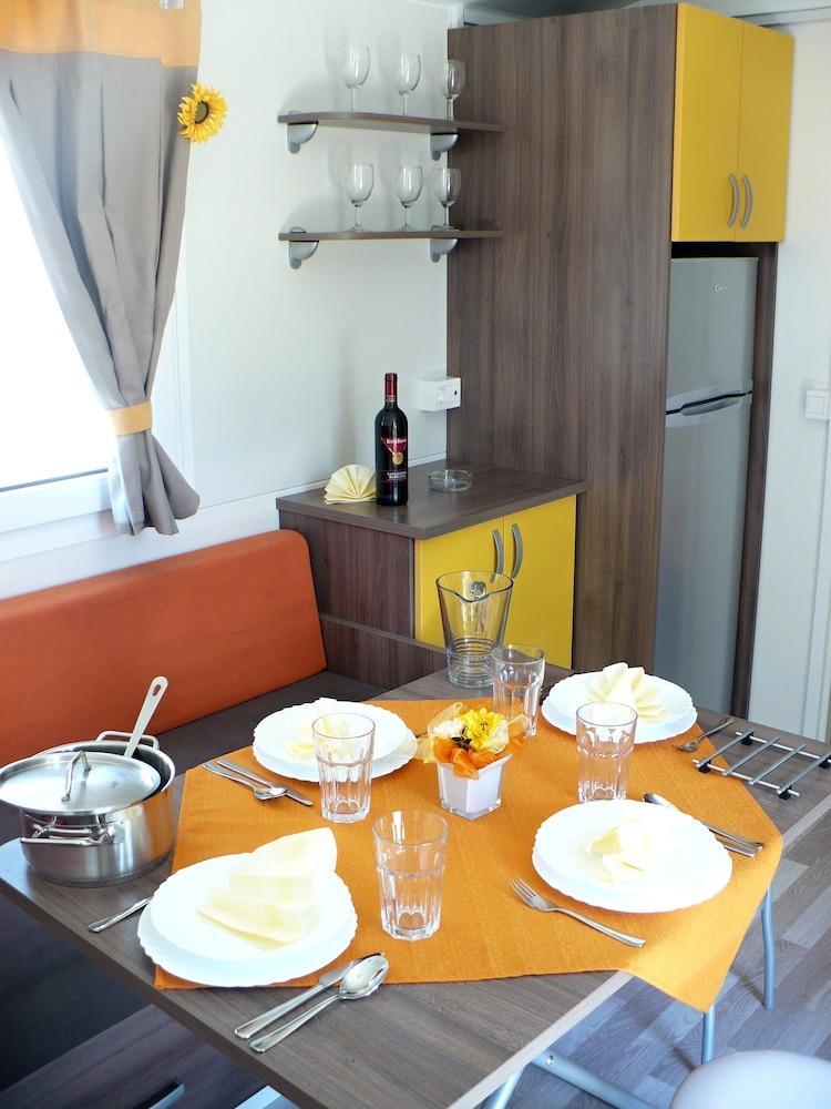 Victoria Mobilehome In Centro Vacanze San Francesco Duna Verde Exterior photo