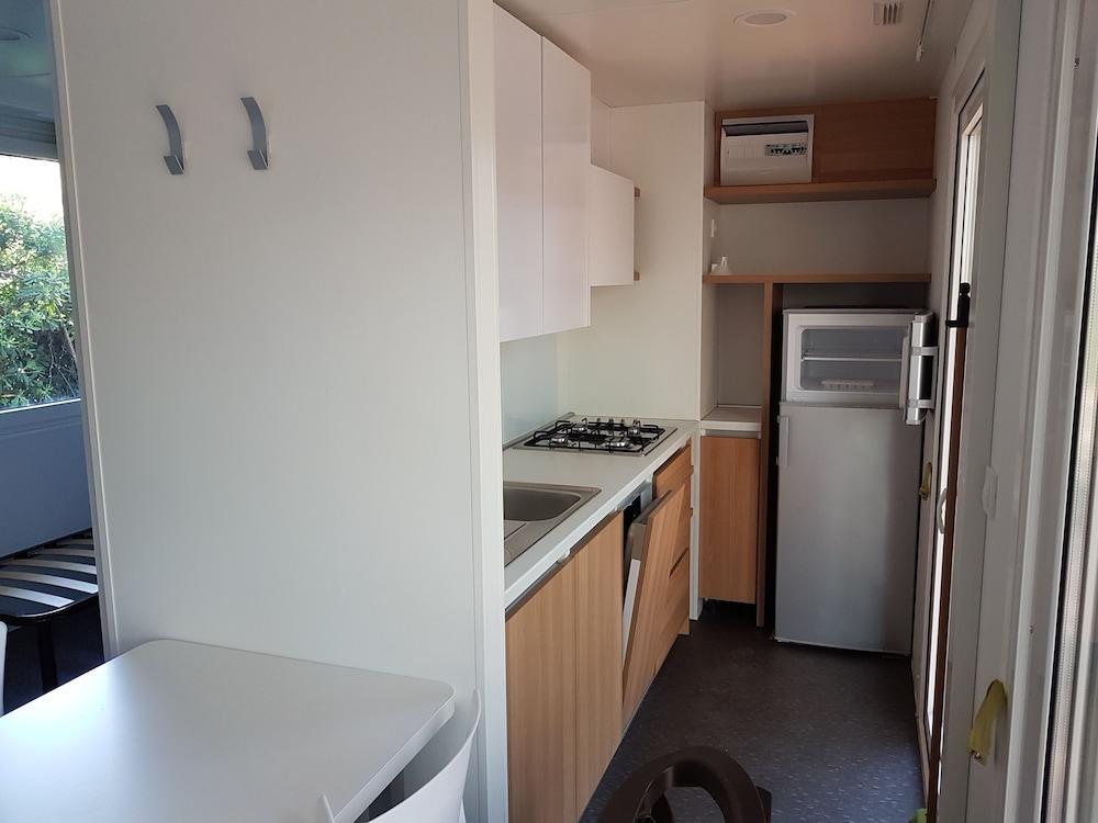 Victoria Mobilehome In Centro Vacanze San Francesco Duna Verde Exterior photo