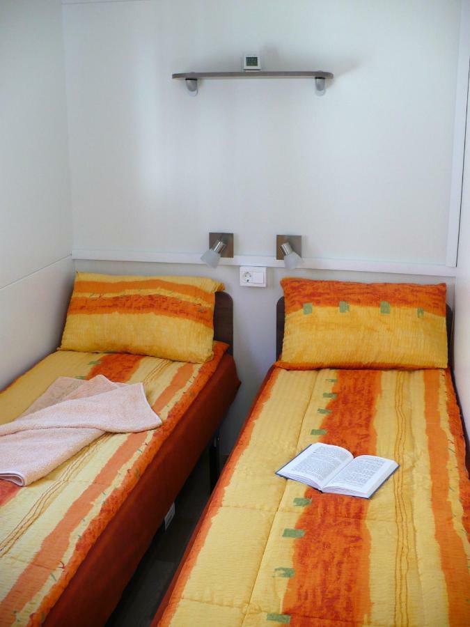 Victoria Mobilehome In Centro Vacanze San Francesco Duna Verde Exterior photo